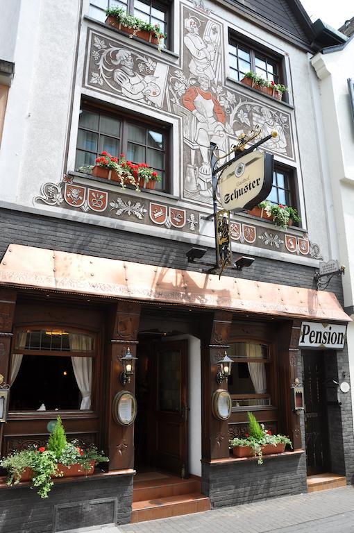 Hotel Gasthof Schuster Und Gaestehaus 로데스하임암라인 외부 사진