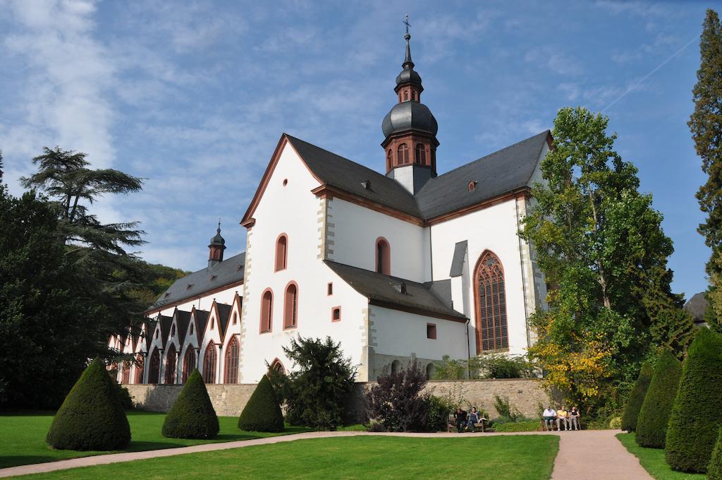 Hotel Gasthof Schuster Und Gaestehaus 로데스하임암라인 외부 사진